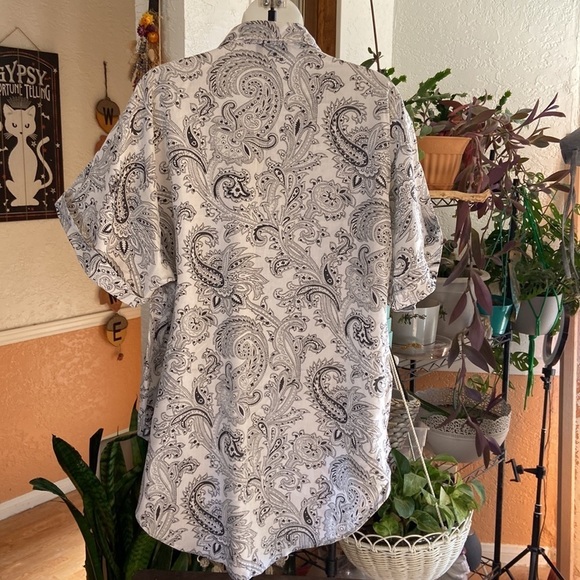 OAK Hill Vintage Gray/White Paisley Casual Button Down Shirt Size Large - Picture 2 of 4